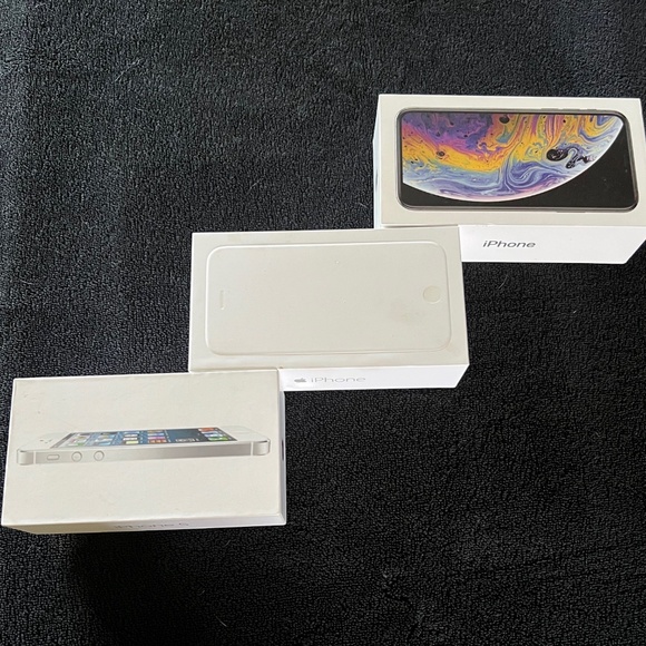 3 Empty Original iPhone Boxes ~ 5 , 6, & XS - Picture 1 of 6
